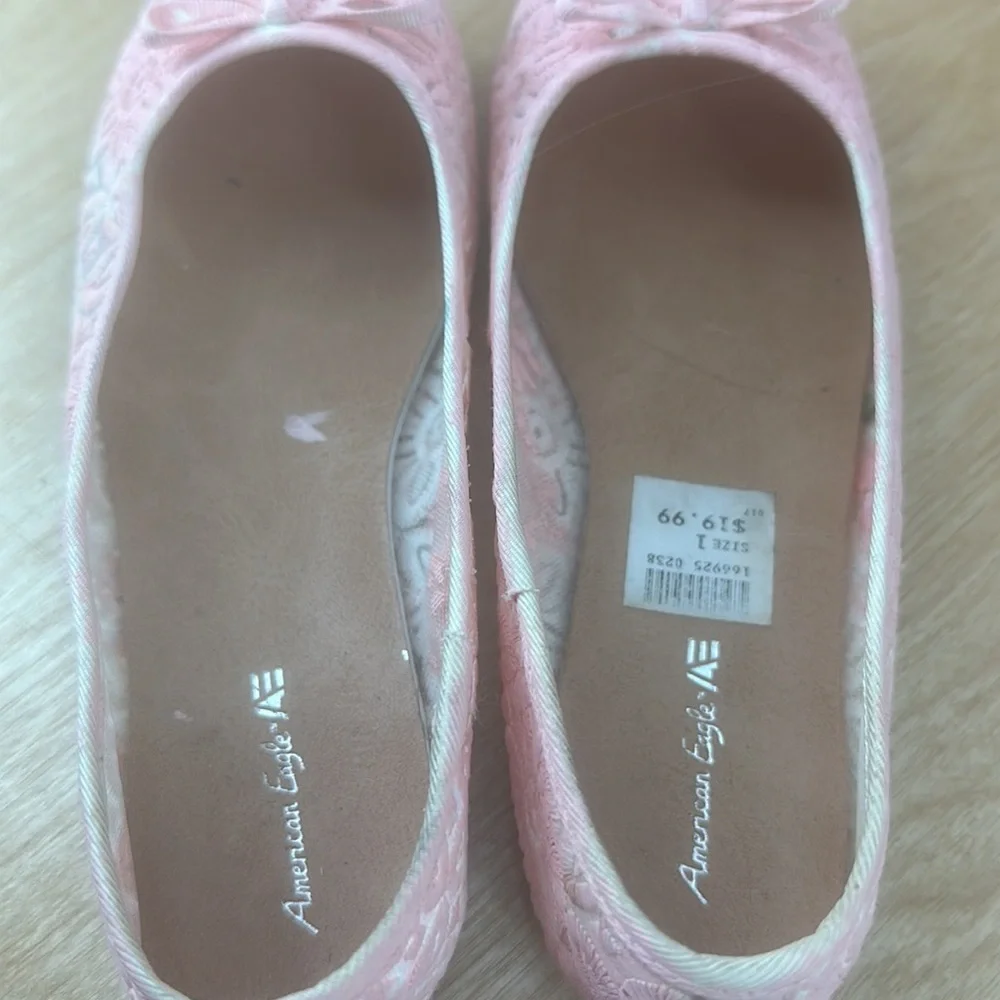 American Eagles‎ custom painted girls size 1 coral flats